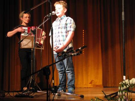 Prireditev Folklorne skupine KUD Razkrižje “Druži naju ples in petje”, 21.5.2016 21